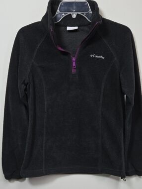 Columbia Black Fleece Pullover with Purple Zipper Accent Small